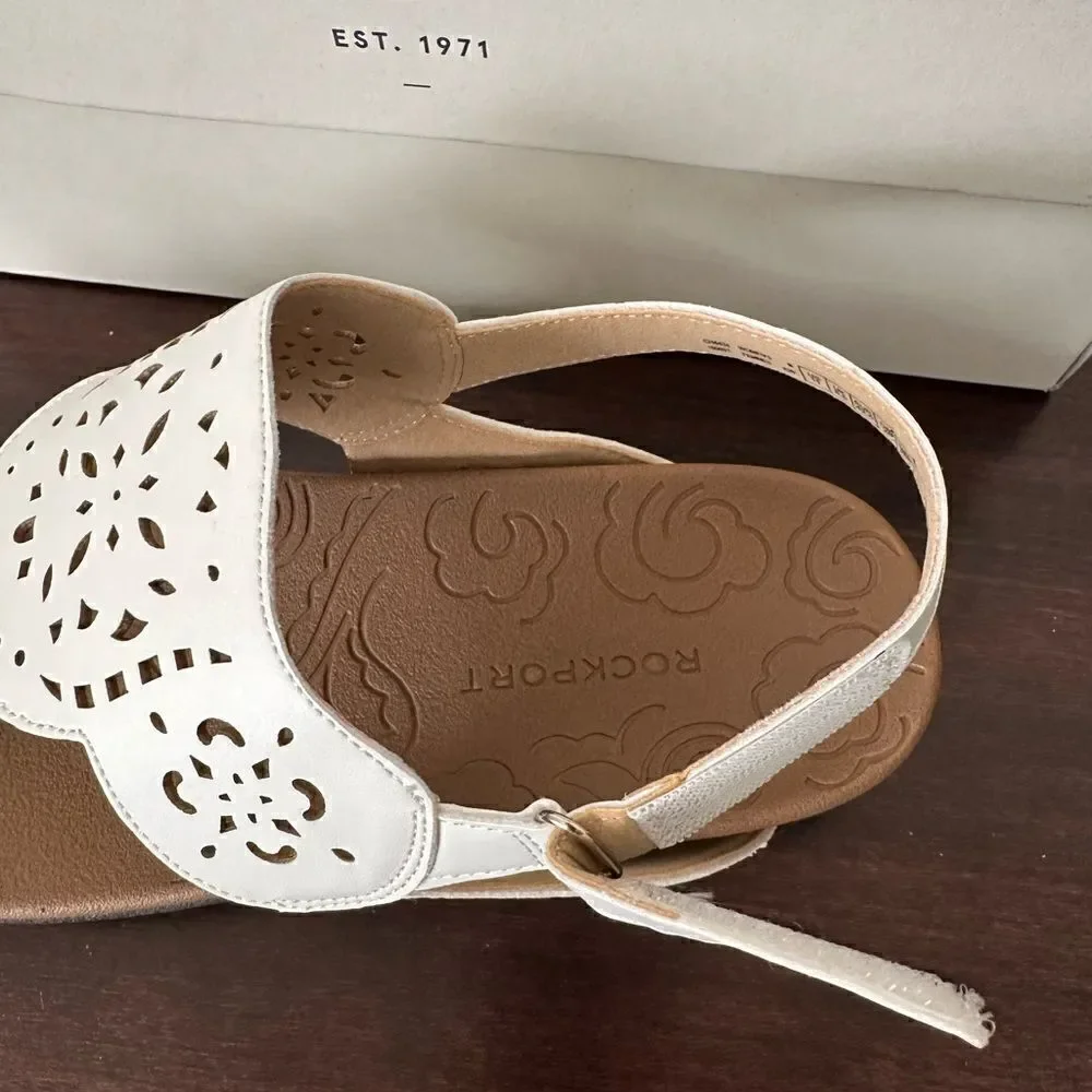 Rockport Women’s sling back leather flat white sandal Sz 11, NIB